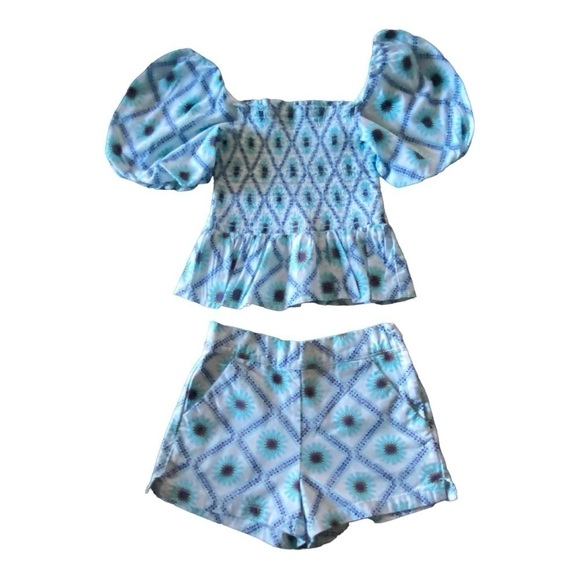 JANIE AND JACK-MATCHING TOP AND SHORT SET - Picture 2 of 13